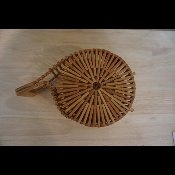 Cult Gaia Bamboo Bag - Picture 5 of 7